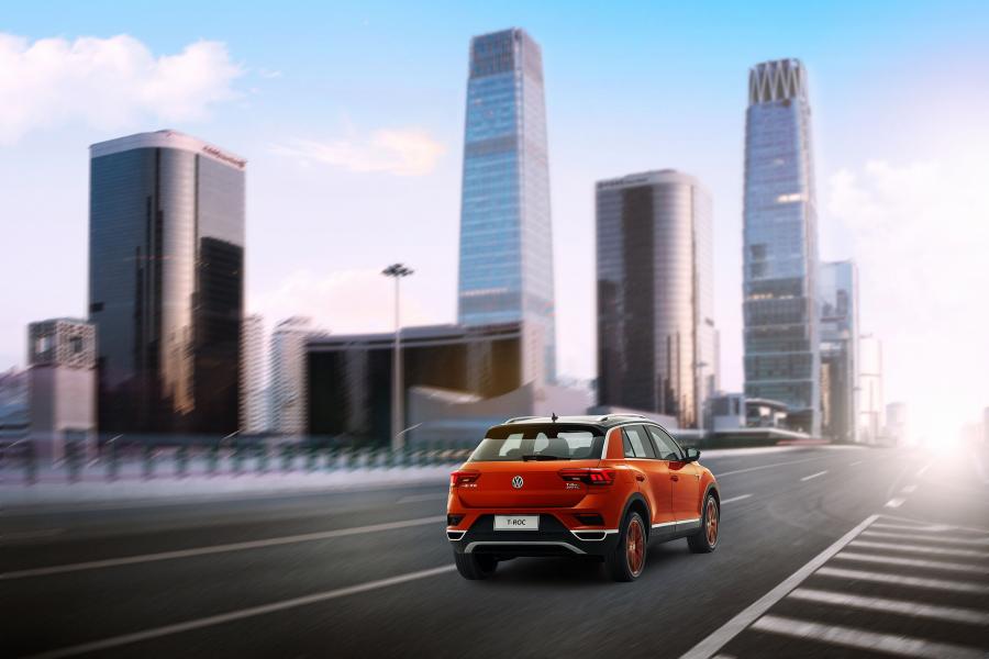  Volkswagen T-Roc 4Motion 2018 года  (CN) (фото 16 из 24)